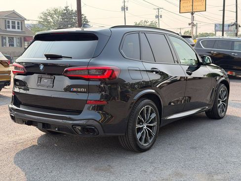 Used 2021 BMW X5 M50i w/ Premium Package AWD/4WD image 5