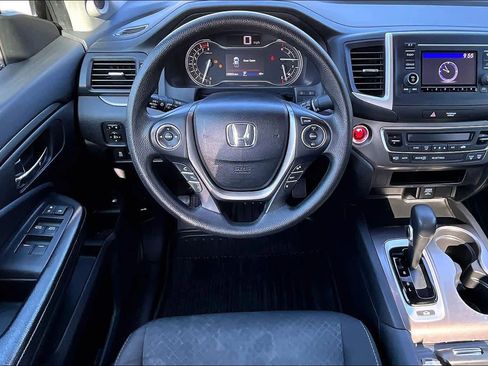 Used 2018 Honda Ridgeline Sport image 6