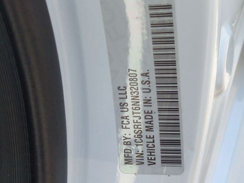 Used 2022 RAM 1500 Laramie AWD/4WD image 28