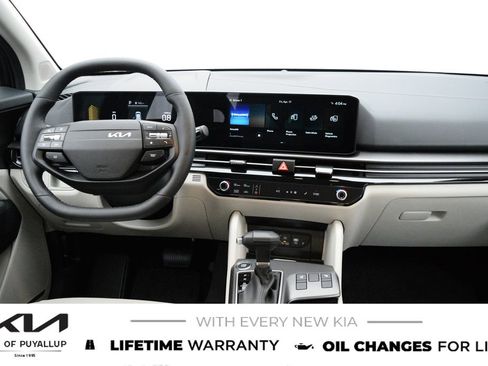 New 2026 Kia Sportage EX AWD/4WD image 17