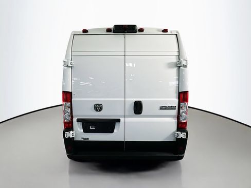Used 2023 RAM ProMaster 2500 FWD image 6