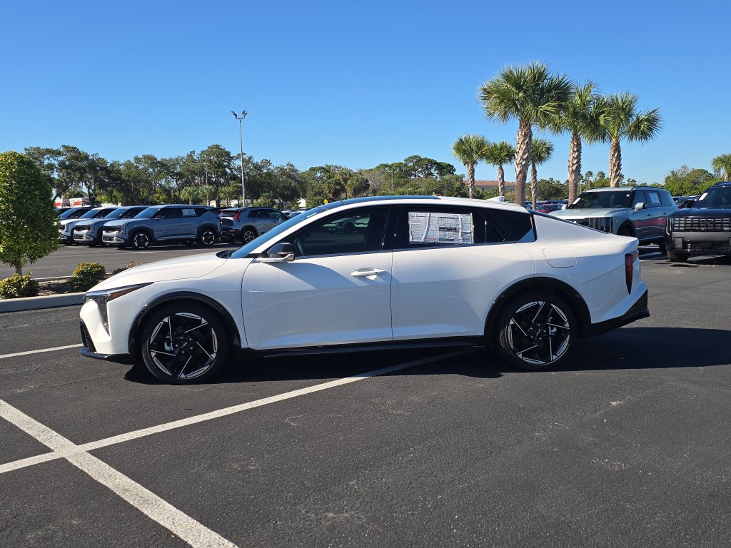 New 2026 Kia K4 GT-Line w/ GT-Line Premium Package FWD image 5