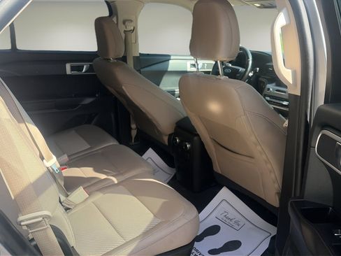 Used 2022 Ford Explorer 4WD image 11