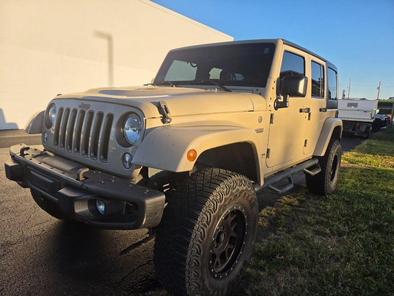 Used 2016 Jeep Wrangler Unlimited Sahara AWD/4WD image 4