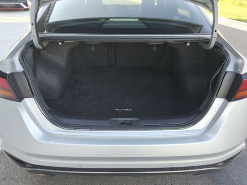 Used 2022 Nissan Altima 2.5 SR image 30