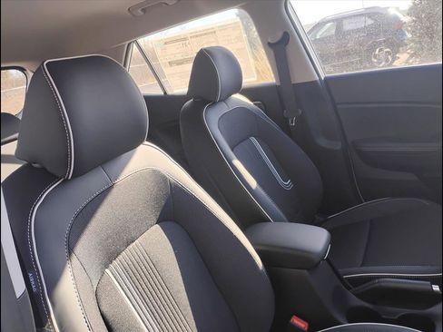 New 2026 Hyundai Venue SEL image 11