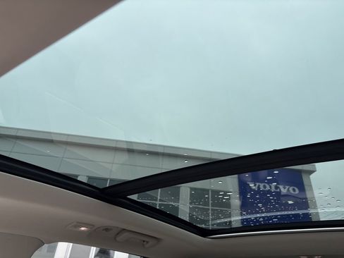 Certified 2023 Volvo XC90 B6 Plus w/ Protection Package Premier image 28