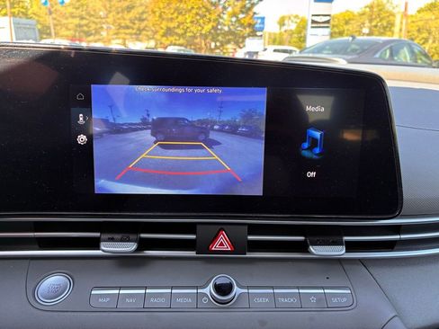 Used 2023 Hyundai Elantra SEL w/ Convenience Package FWD image 28