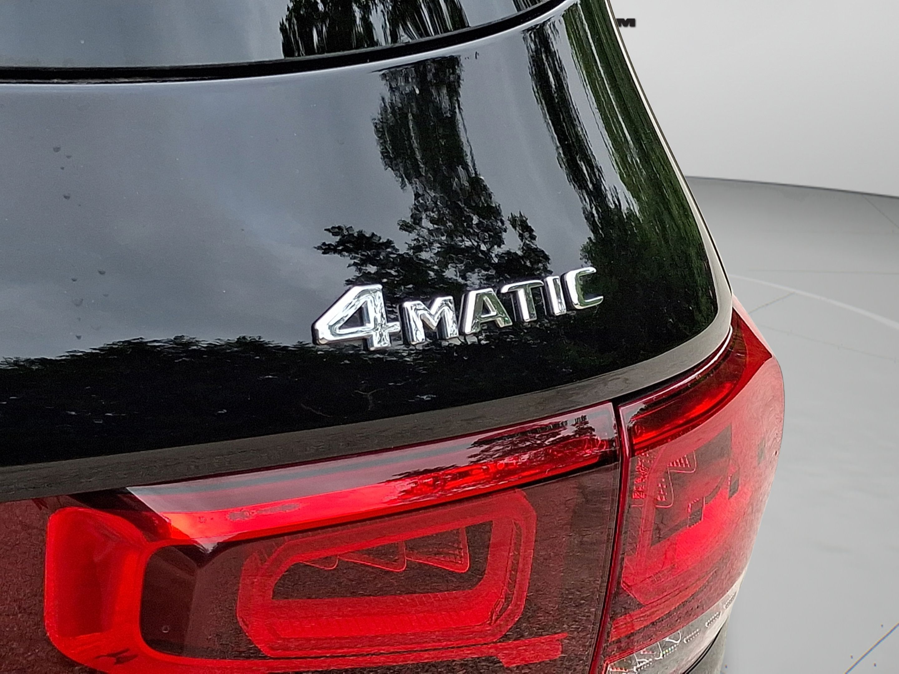 Used 2023 Mercedes-Benz GLB 250 4MATIC image 31