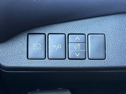 Certified 2019 Toyota Mirai image 33