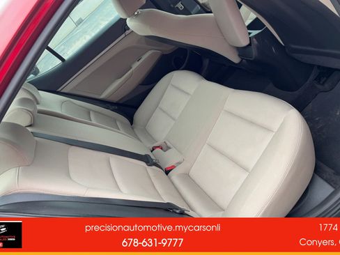 Used 2017 Hyundai Elantra SE image 15