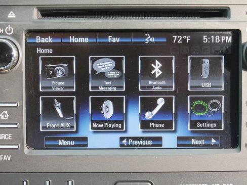 Used 2017 Chevrolet Traverse LT w/ Style and Technology Package FWD image 31