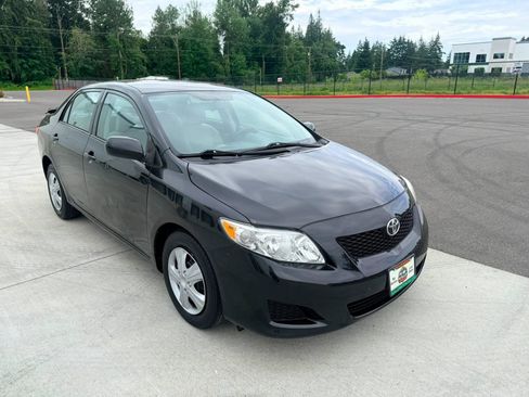 Used 2010 Toyota Corolla LE FWD image 7