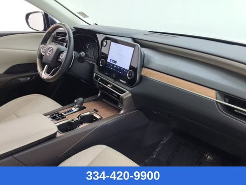 Used 2023 Lexus RX 350 Premium image 25