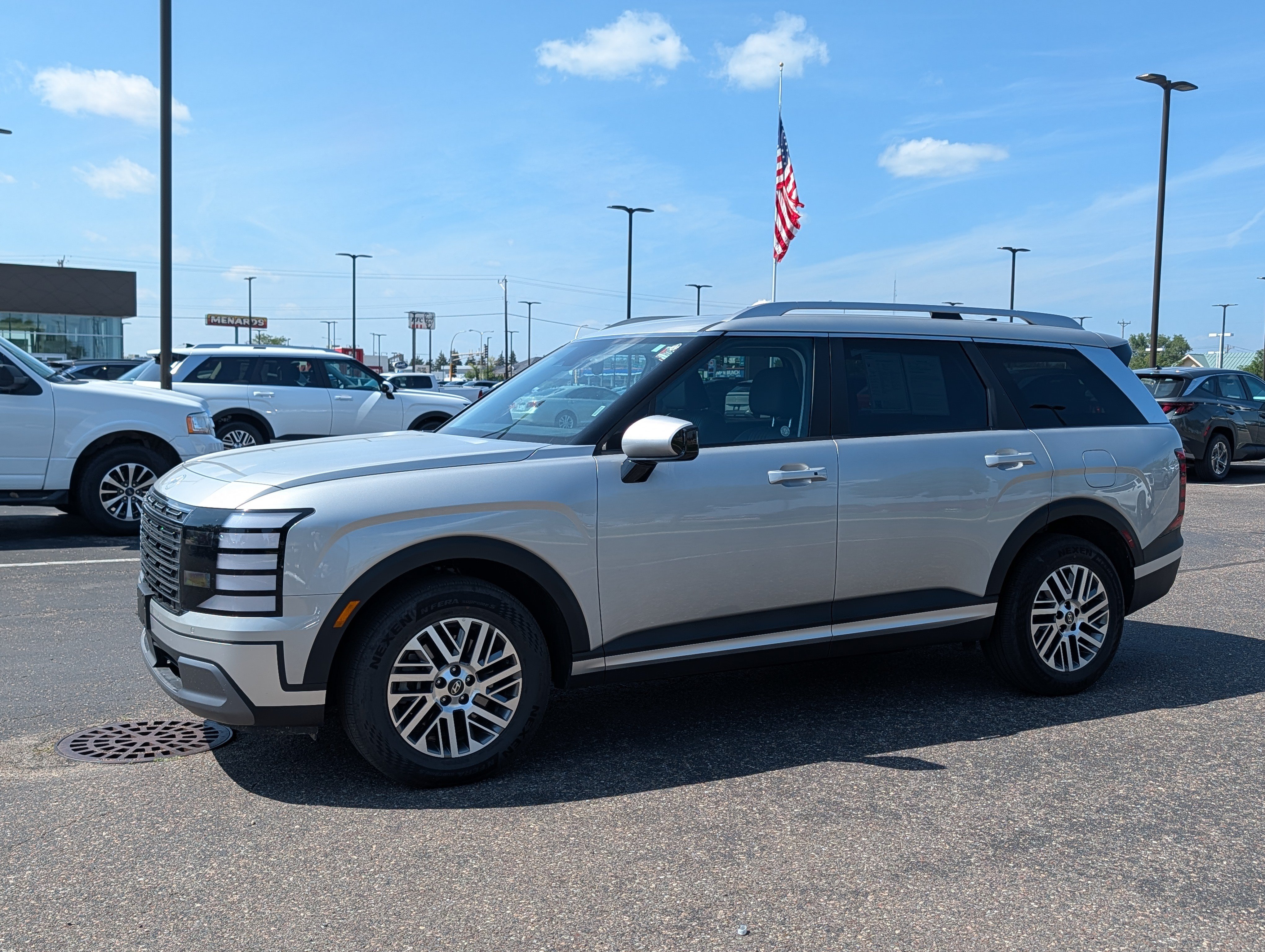 Used 2026 Hyundai Palisade SEL AWD/4WD image 1