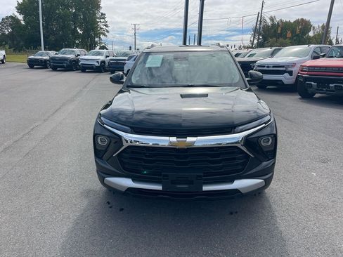 Used 2024 Chevrolet TrailBlazer LT w/ Convenience Package image 8