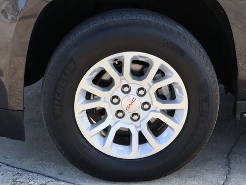 Used 2016 GMC Yukon SLT w/ HD Trailering Package image 33