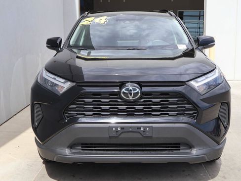 Used 2024 Toyota RAV4 XLE w/ Weather Package AWD/4WD image 5