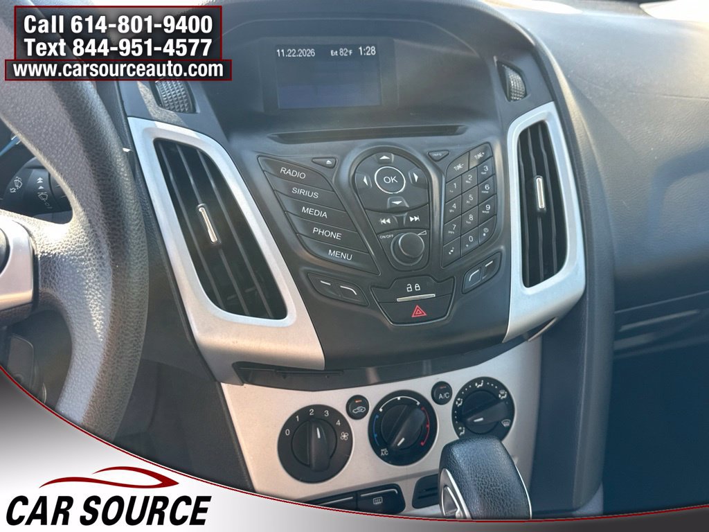 Used 2013 Ford Focus SE FWD image 23