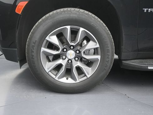 Used 2024 Chevrolet Tahoe LT RWD image 9