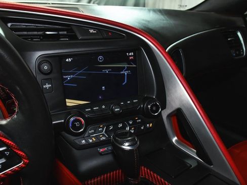 Used 2015 Chevrolet Corvette Z06 w/ 3LZ Preferred Equipment Group image 47