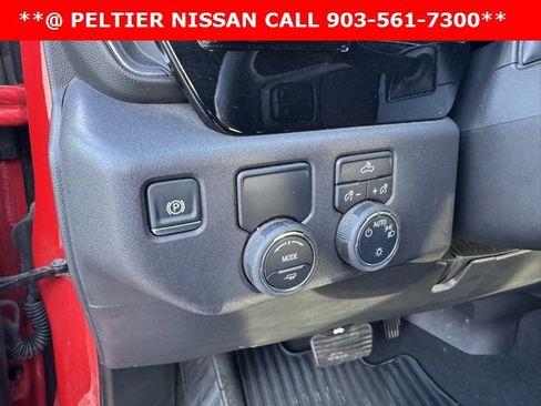 Used 2025 Chevrolet Silverado 1500 LT image 12