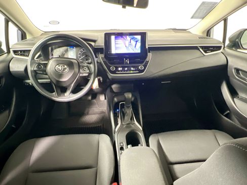 Used 2023 Toyota Corolla LE image 29