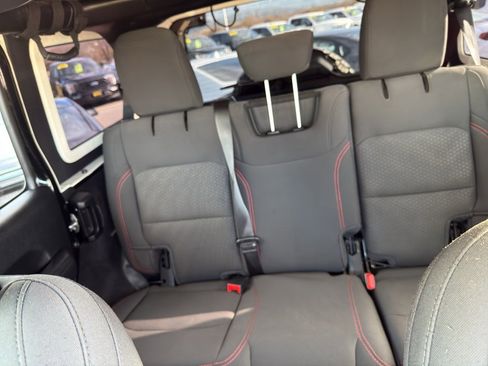 Used 2020 Jeep Wrangler Unlimited Rubicon image 15