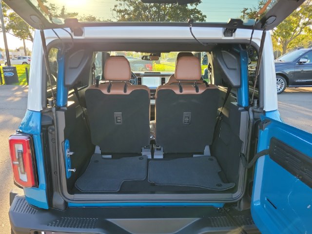 Certified 2024 Ford Bronco Heritage Edition AWD/4WD image 30