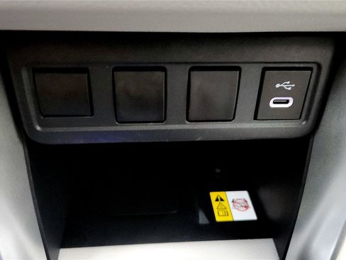 Certified 2023 Toyota Corolla Cross LE image 46