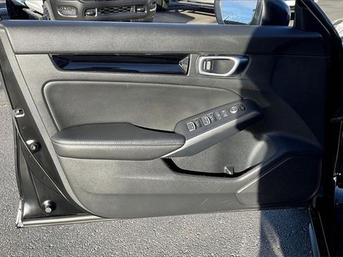 Used 2024 Honda Civic EX-L image 18