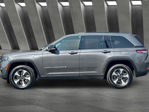 Used 2024 Jeep Grand Cherokee Limited 4xe image 7