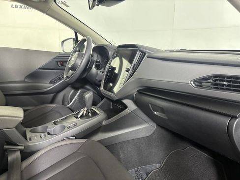 Used 2025 Subaru Crosstrek 2.5i Premium AWD/4WD image 32