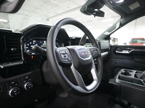 Used 2026 GMC Sierra 1500 Elevation AWD/4WD image 8