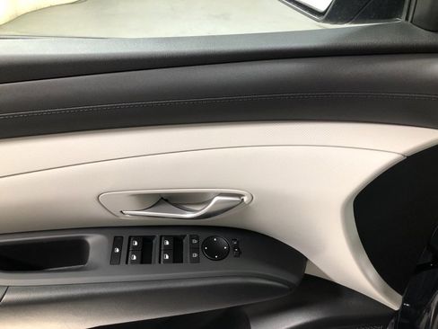 New 2026 Hyundai Tucson SE image 19