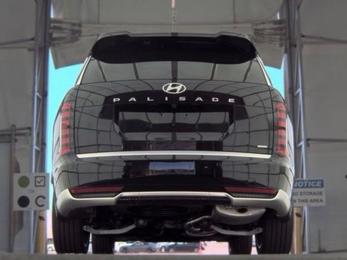 Used 2026 Hyundai Palisade Calligraphy AWD/4WD image 7