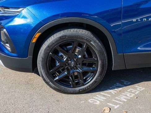 Used 2022 Chevrolet Blazer LT image 13