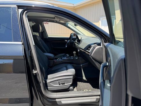 Used 2018 Audi Q5 2.0T Premium Plus w/ Premium Plus Package AWD/4WD image 3