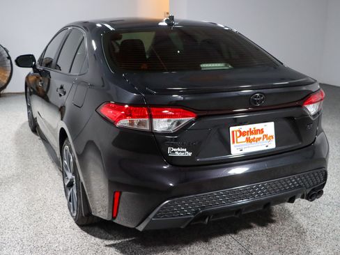 Used 2022 Toyota Corolla SE FWD image 9