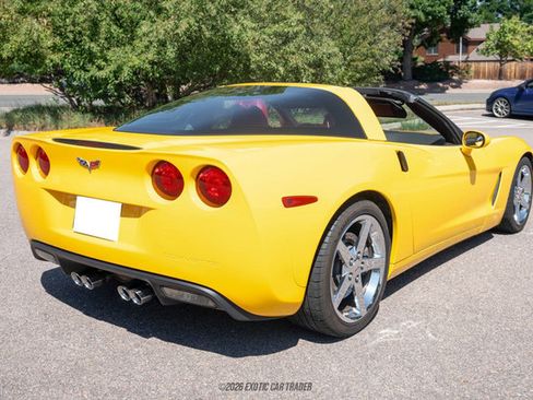 Used 2007 Chevrolet Corvette Coupe w/ Preferred Equipment Group RWD image 8