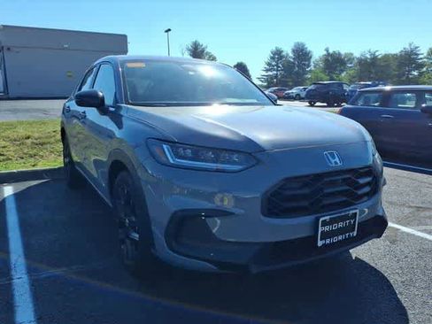 Used 2025 Honda HR-V Sport image 24