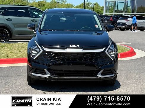 Certified 2025 Kia Sportage EX FWD image 2