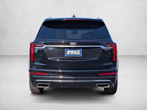 Used 2021 Cadillac XT6 Luxury image 7