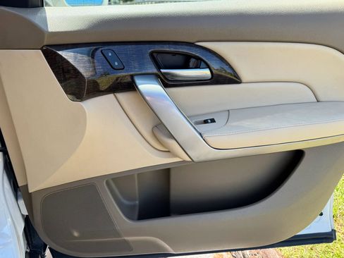Used 2011 Acura MDX image 18