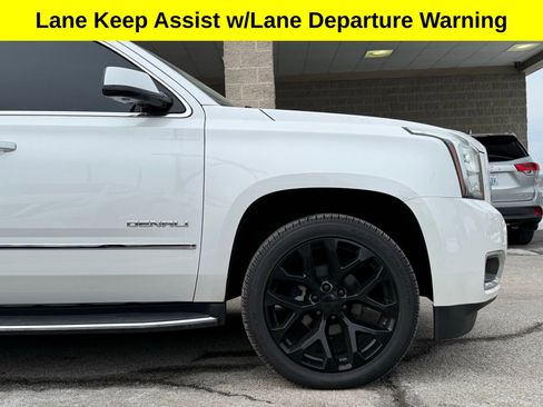 Used 2019 GMC Yukon Denali image 7
