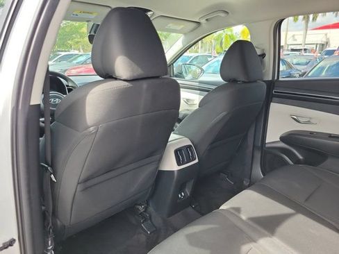 Certified 2024 Hyundai Tucson SEL FWD image 9