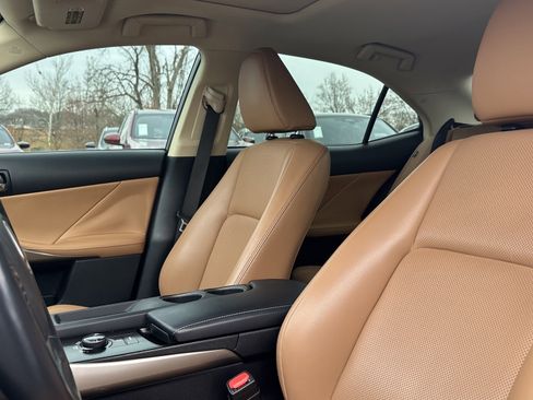 Used 2014 Lexus IS 250 image 18