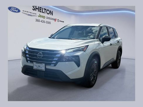 Used 2024 Nissan Rogue S FWD image 1
