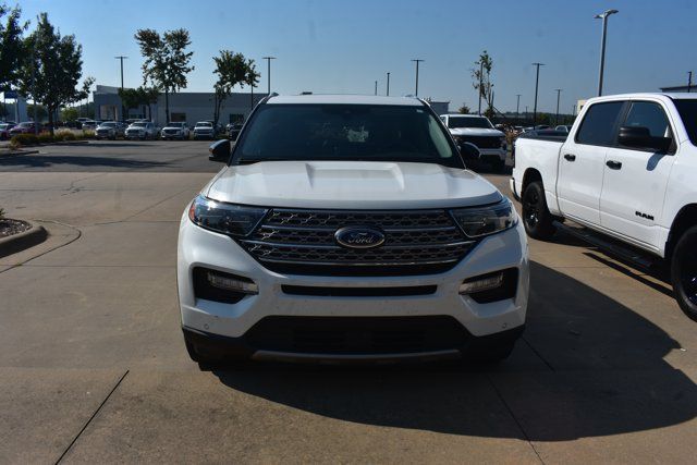 Used 2023 Ford Explorer Limited w/ Limited Technology Package AWD/4WD image 2