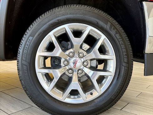 Used 2017 GMC Sierra 1500 SLT AWD/4WD image 19